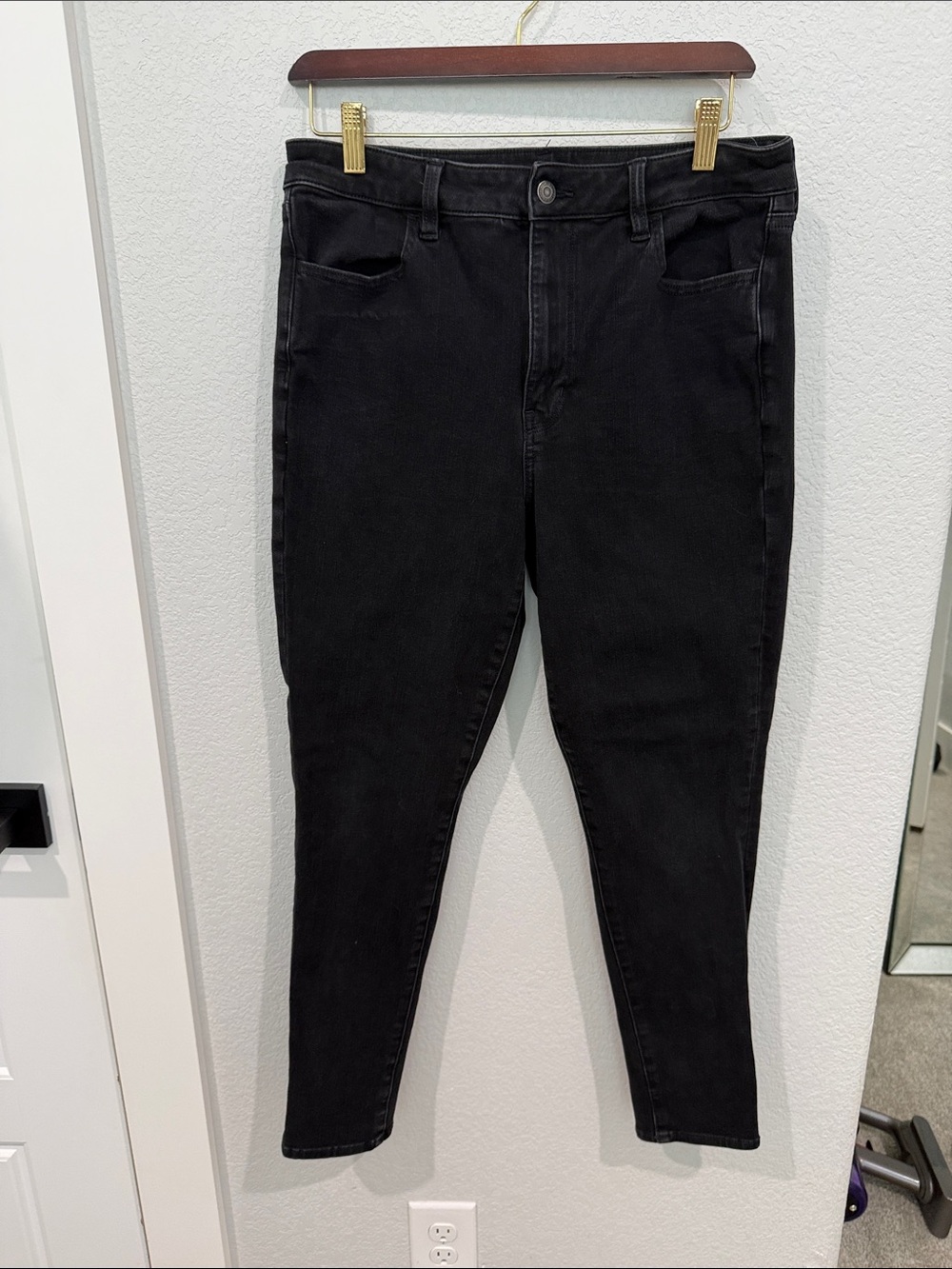 American Eagle 360 Next Level Stretch